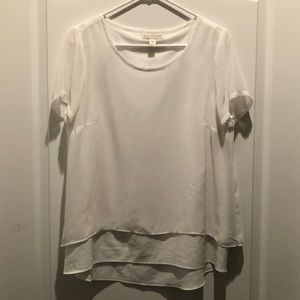 Dana Buchman white shirt sleeve blouse, size M